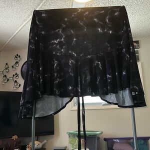 Gently used LuLaRoe Wrap Skirt 2XL
